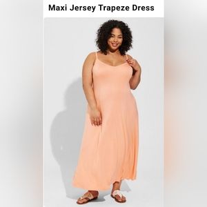 Torrid Maxi Dress Size 3 (22/24)
